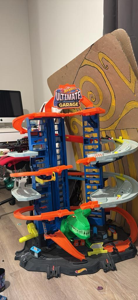Hot wheels ultimate garage dino, Kinderen en Baby's, Speelgoed | Racebanen, Hot Wheels, Ophalen