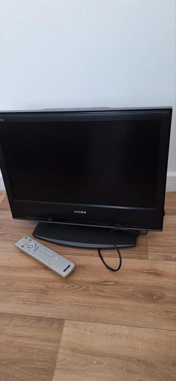 Tv Sony Bravia Lcd 51 cm 20" beschikbaar voor biedingen