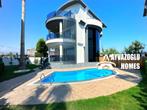 Mooie 4+1 villa op 100 meter van de zee 3502, Immo, Buitenland, 5 kamers, 280 m², Turkije