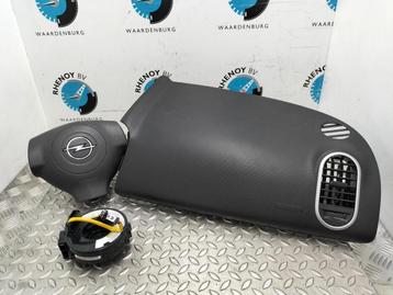 Agila B airbags set zoals afgebeeld  beschikbaar voor biedingen