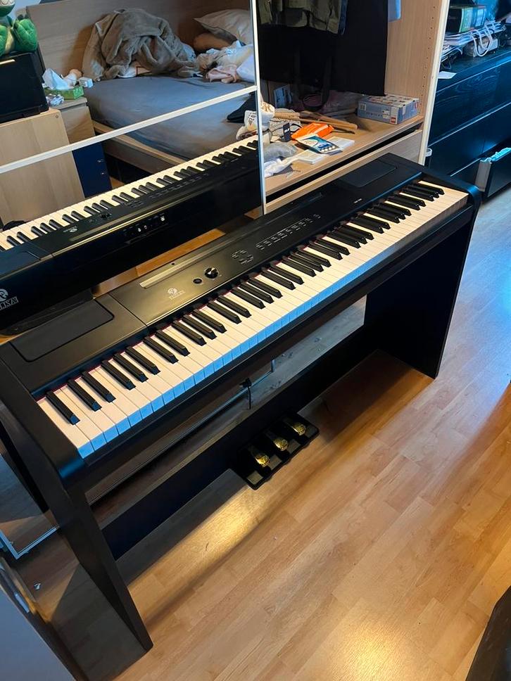 Piano numérique Fazley, Musique & Instruments, Pianos, Comme neuf, Piano, Noir, Enlèvement