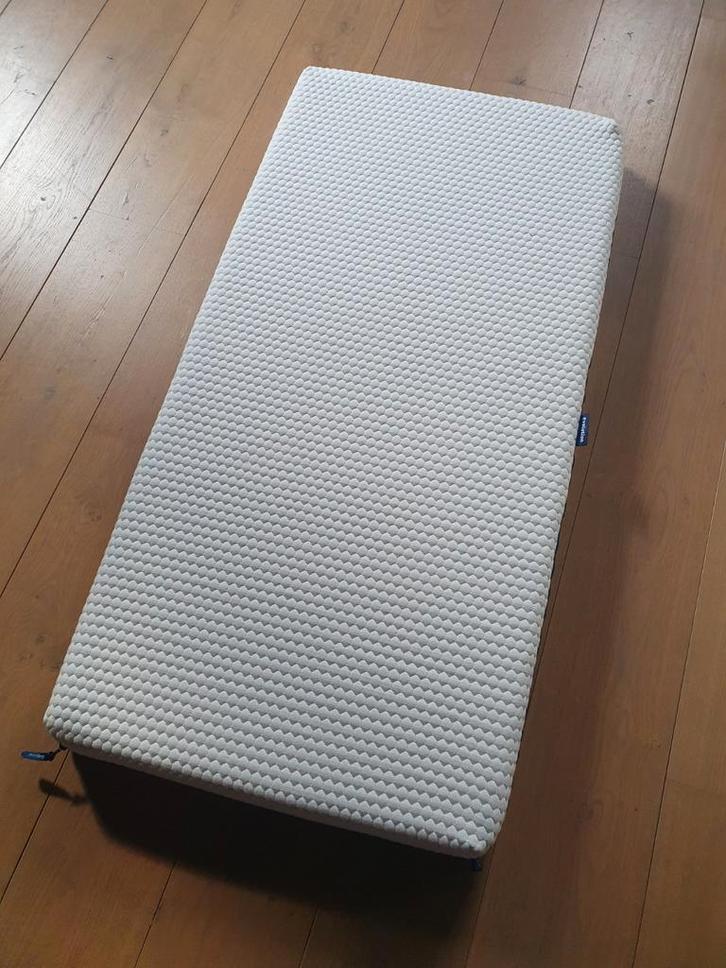 Aerosleep matras + matrasbeschermer, Huis en Inrichting, Slaapkamer | Matrassen en Bedbodems, Matras, 120 cm, Ophalen