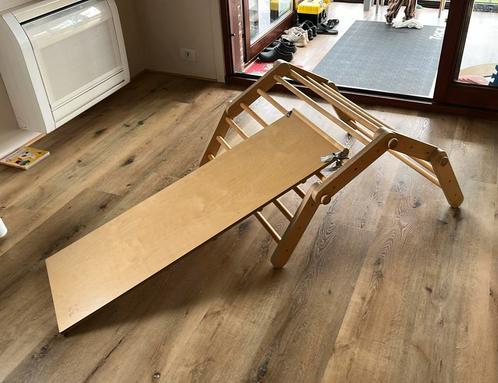 Ette Tete Pikler driehoek – model SIPITRI met glijbaan, Kinderen en Baby's, Speelgoed | Houten speelgoed, Zo goed als nieuw, Ophalen