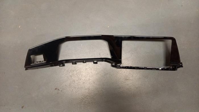 Dashboard sierlijst van een Volkswagen Golf, Auto-onderdelen, Dashboard en Schakelaars, Volkswagen, Gebruikt, 3 maanden garantie