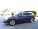 Opel Astra 1.4i Turbo Sports Tourer Cosmo NAV,CRUISE,TREKHAA, Auto's, Euro 5, Gebruikt, Zwart, 4 cilinders