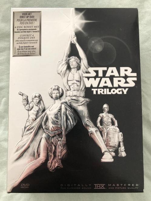 DVD - Star Wars Trilogy [4-Disc Boxset], CD & DVD, DVD | Science-Fiction & Fantasy, Science-Fiction, Coffret, À partir de 12 ans