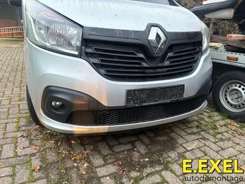 Voorbumper Renault Trafic Vanaf 2014 Kleur: TED69 beschikbaar voor biedingen