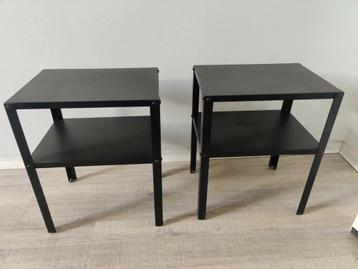2 knarrevik Ikea nachtkastjes zwart beschikbaar voor biedingen