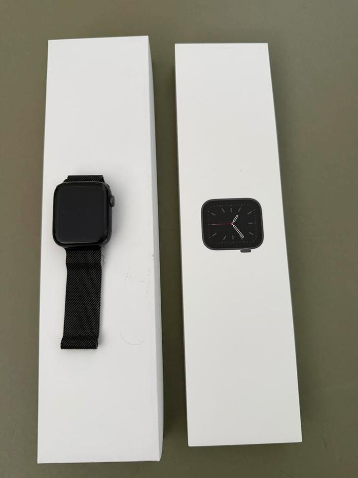 Apple Watch serie 6  44mm, Bijoux, Sacs & Beauté, Montres connectées, Comme neuf, Noir, GPS, Enlèvement