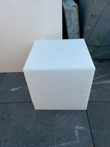 Terras sfeerverlichting Kubus 30x30x30 beschikbaar voor biedingen