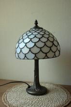 Tiffany stijl tafellamp, Ophalen