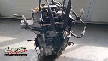Motor van een Volkswagen Polo beschikbaar voor biedingen