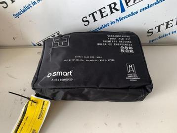 Kit premiers soins d'un Mercedes C-Klasse, Enlèvement ou Envoi, 3 mois de garantie, Utilisé, Mercedes-Benz