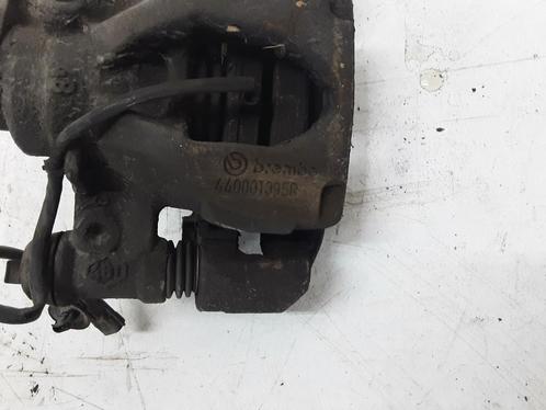 REMKLAUW RECHTS ACHTER Renault Master IV (FV) (440001395R), Auto-onderdelen, Remmen en Aandrijving, Renault, Gebruikt