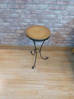 Porte plante ou table, Antiquités & Art, Enlèvement