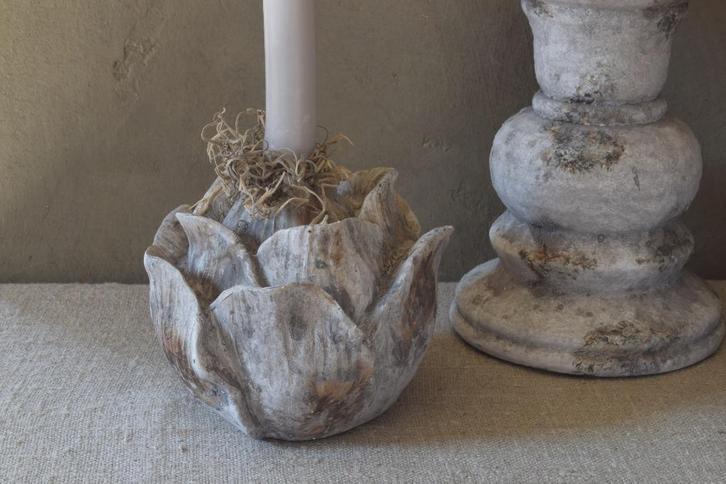 Stenen kandelaar in de vorm van een roos Countryfield, Huis en Inrichting, Woonaccessoires | Kandelaars en Kaarsen, Nieuw, Kandelaar