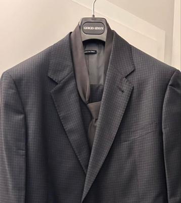Armani - Kostuum (made in Italy), maat 56, ongedragen! beschikbaar voor biedingen