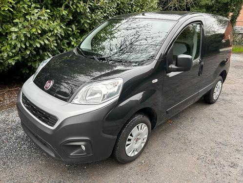 Fiat Fiorino - 1.4i SX, Autos, Camionnettes & Utilitaires, Entreprise, Achat, ABS, Air conditionné, Bluetooth, Electronic Stability Program (ESP)