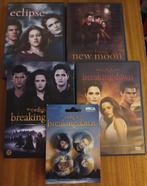 Dvd's The Twilight Saga 4 stuks + set badges = 15 euro samen, Comme neuf, Enlèvement ou Envoi