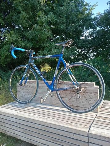 Trek vol carbon  beschikbaar voor biedingen
