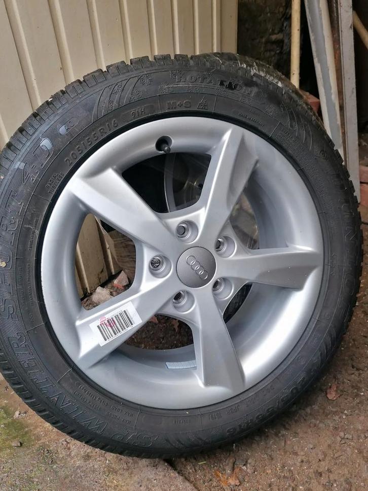 Pneus hiver Audi, Auto-onderdelen, Banden en Velgen, Band(en)