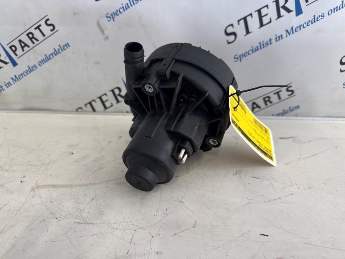 Secundaire Pomp van een Mercedes C-Klasse, Auto-onderdelen, Overige Auto-onderdelen, Mercedes-Benz, Gebruikt, 3 maanden garantie