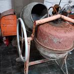 Betonmolens atika en altrad, Enlèvement