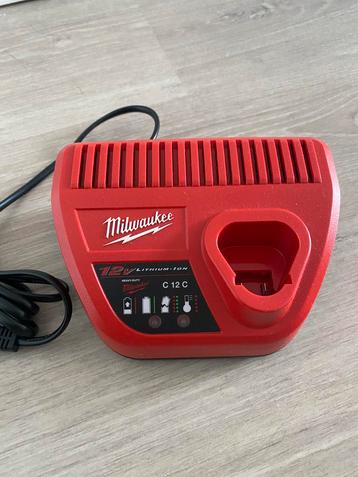 Nieuw Milwaukee oplader beschikbaar voor biedingen