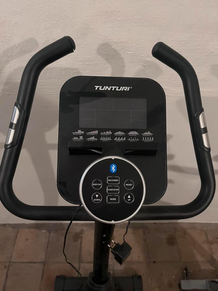 Hometrainer te koop, Sport en Fitness, Fitnessmaterialen, Zo goed als nieuw, Ophalen