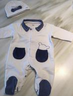 Schattig baby pakje first 1 maand met bijpassend mutsje, Kinderen en Baby's, Ophalen of Verzenden, Zo goed als nieuw, Pakje