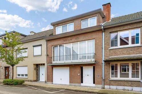 RUIME EN LICHTRIJKE BEL-ETAGE WONING TE TONGEREN!, Immo, Maisons à vendre, Province de Limbourg, 500 à 1000 m², Maison 2 façades