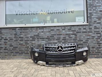 Mercedes ML W164 voorbumper AMG 63 facelift 2009 - 2014 €999 beschikbaar voor biedingen