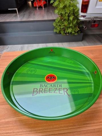 Bacardi breezer dienblad  beschikbaar voor biedingen