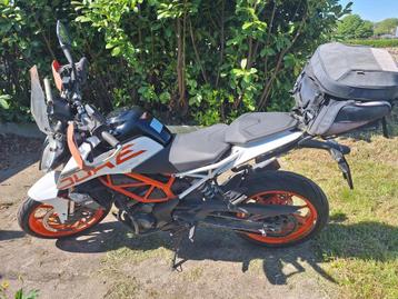 toffe moto KTM duke 390 beschikbaar voor biedingen