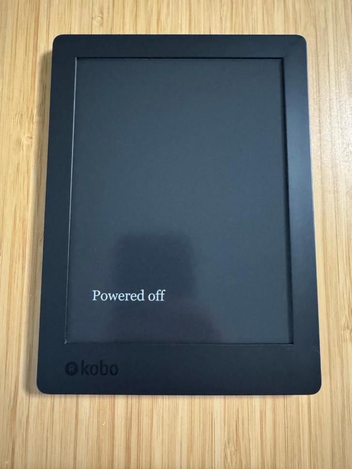 Kobo Aura H20 editie 2 6.8", Computers en Software, E-readers, Zo goed als nieuw, 7 inch, 8 GB, Touchscreen, Waterbestendig, Wi-Fi