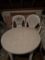 Witte tuintafel en stoelen, Tuin en Terras, Tuinsets en Loungesets, Ophalen, 4 zitplaatsen, Kunststof, Gebruikt