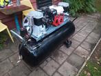 200L compressor met benzinemotor, Doe-het-zelf en Bouw, Compressors, Ophalen, 400 tot 800 liter/min, Zo goed als nieuw, Mobiel