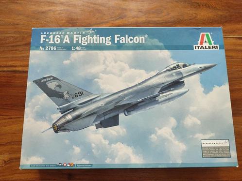 F-16, Hobby en Vrije tijd, Modelbouw | Vliegtuigen en Helikopters, Zo goed als nieuw, Vliegtuig, Groter dan 1:72, Overige merken