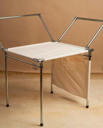 tafel voor newbornfotografie beschikbaar voor biedingen
