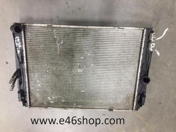 RADIATEUR BMW E90 E91 325I AUTOMAAT  beschikbaar voor biedingen