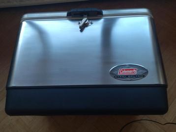 Koelbox Coleman steel belted  beschikbaar voor biedingen