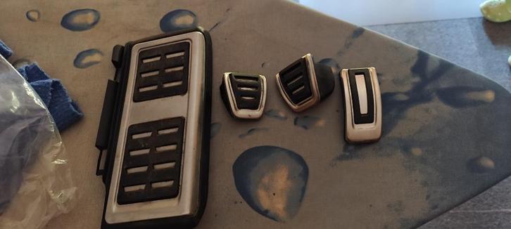 couvre pédale voiture groupe VW (Skoda, Seat...), Auto diversen, Auto-accessoires, Zo goed als nieuw, Ophalen