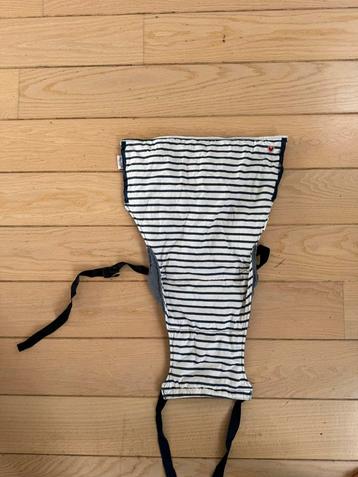 Réducteur de chaise pour bébé beschikbaar voor biedingen