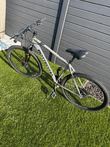 Mountainbike met WERK aan  beschikbaar voor biedingen