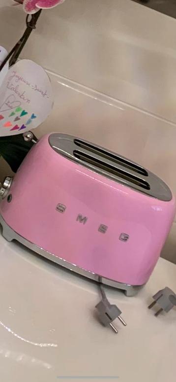 Smeg bouilloire grill pain wesco boite a pain mouchoir, Electroménager, Enlèvement ou Envoi, Comme neuf