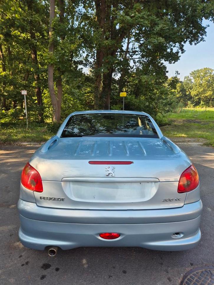 Peugeot 206 cc cabrio1,6 euro4 schoon 2006 191xxx km 2399€, Auto's, Peugeot, Particulier, Bluetooth, Benzine, Euro 4, Ophalen