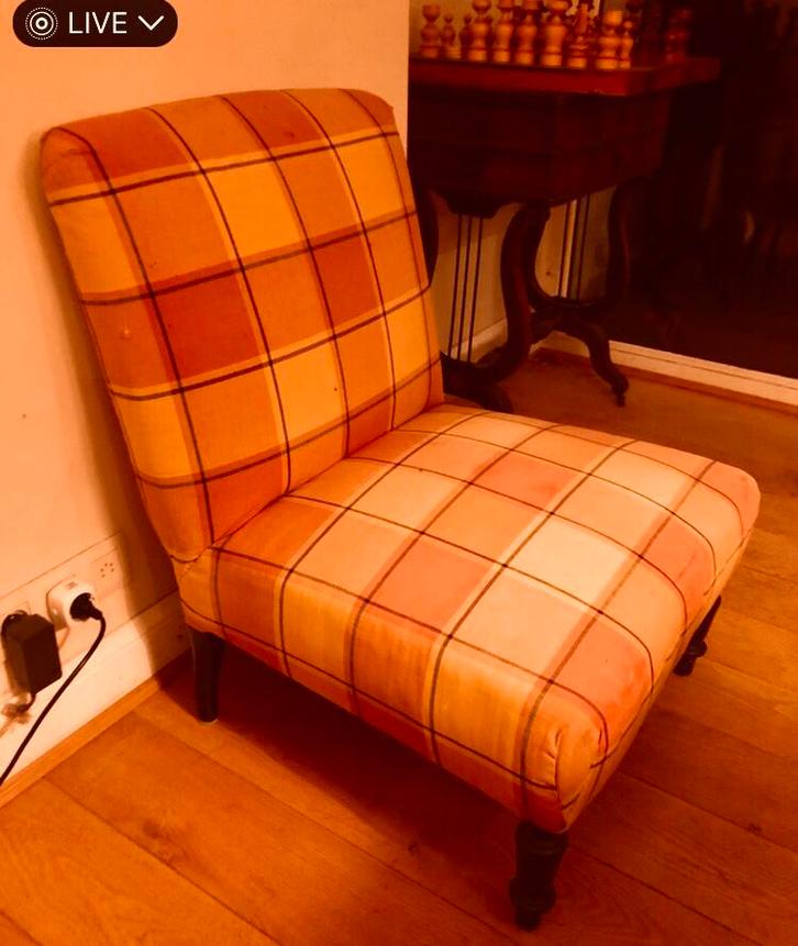 TO SEIZE Gele geruite zetel - Britse/Scandinavische stijl, Antiek en Kunst, Antiek | Meubels | Stoelen en Sofa's, Ophalen