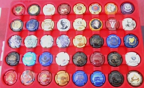 lot 2 - 40 champagne capsules, Verzamelen, Overige Verzamelen, Gebruikt, Ophalen of Verzenden