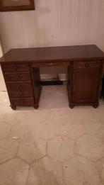 Antieke bureau., Enlèvement