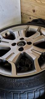 A VENDRE JANTES ALU 17" + PNEUS BRIDGESTONE, Autos : Pièces & Accessoires, Pneus & Jantes, Véhicule de tourisme, Pneus été, 205 mm